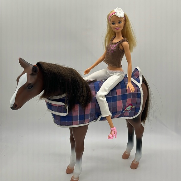 Mattel Barbie and Horse - Picture 1 of 11